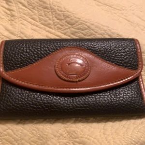 Dooney & Bourke wallet